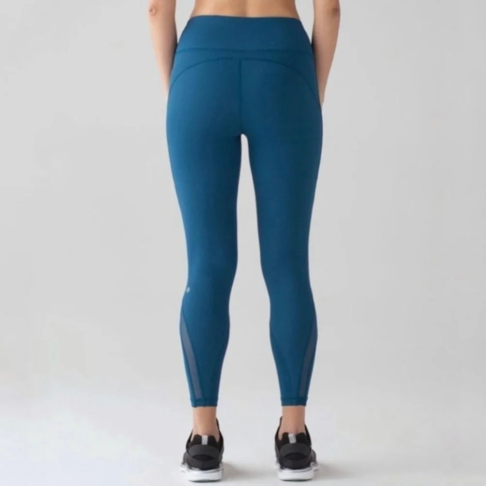 Lululemon‎ Invigorate 7/8 Tight Poseidon